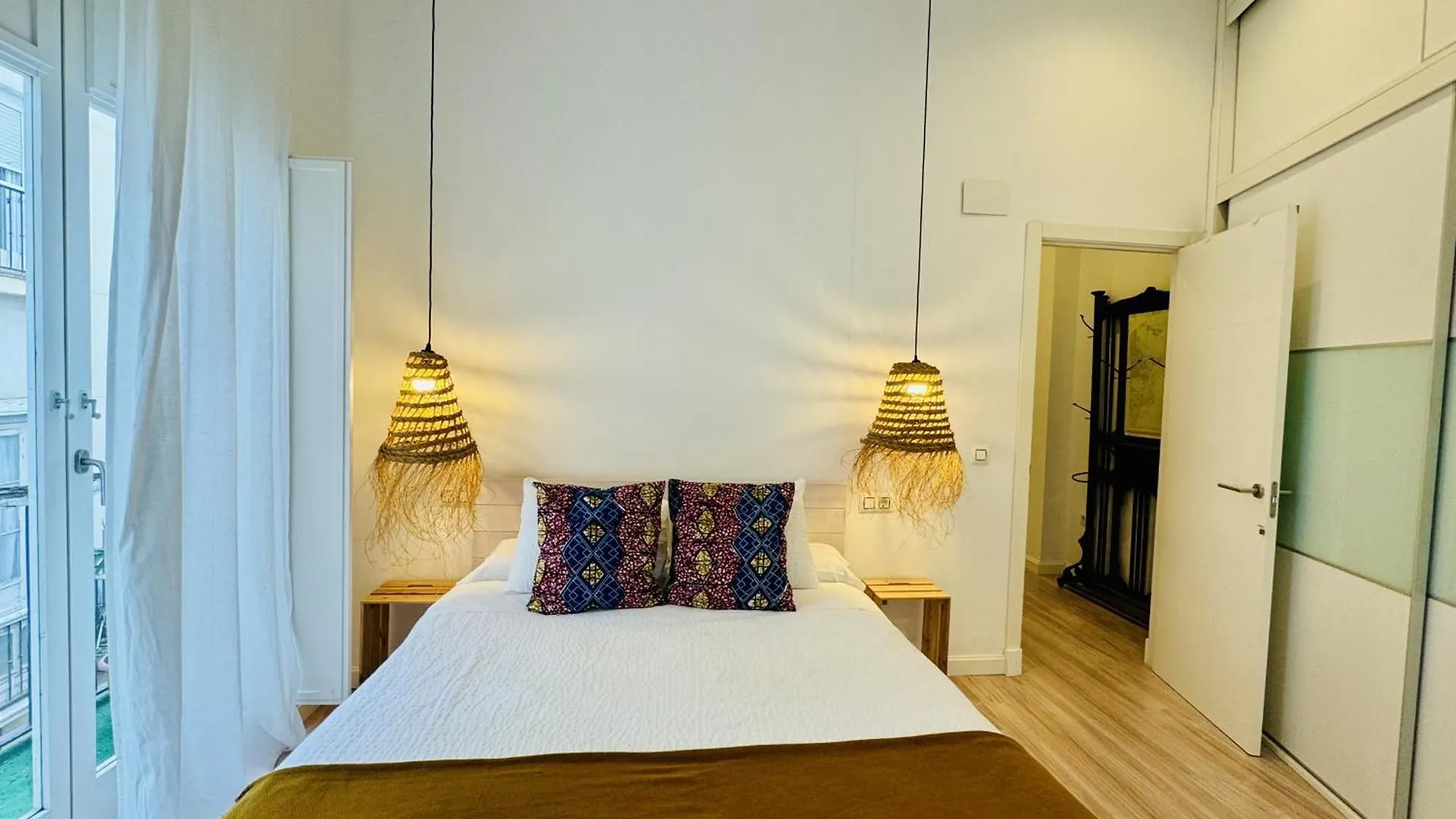 Daire Mana Home Keep Calm Feel The Light And Shine Cadiz İspanya